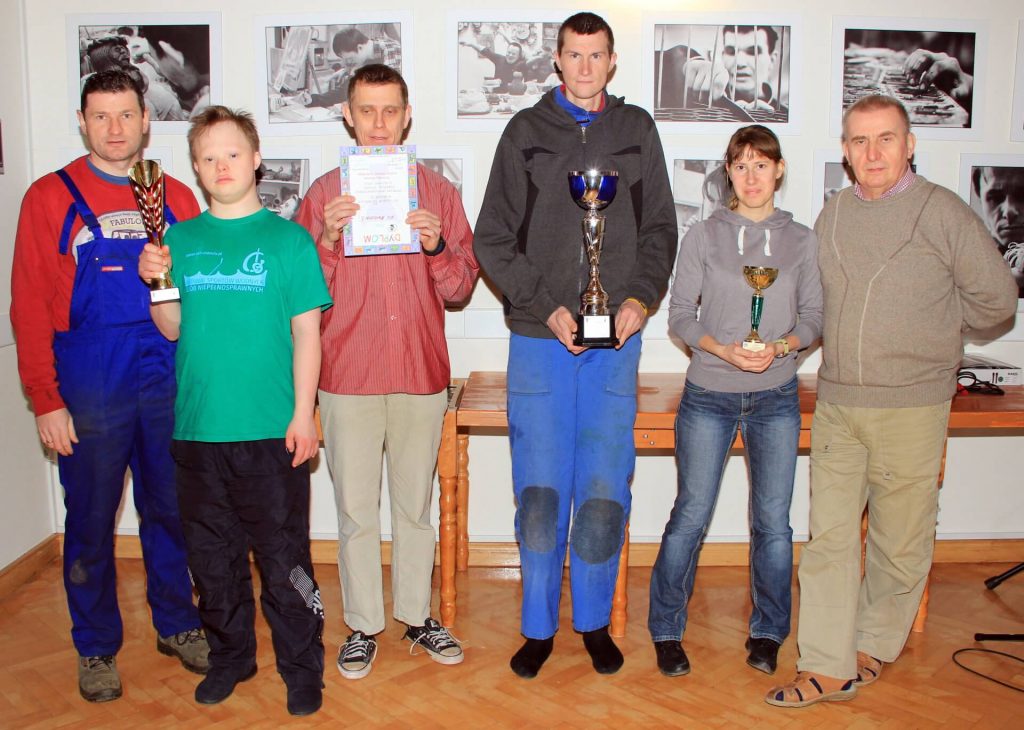Tenisiści z Warsztatu Terapii Zajęciowej w Kwidzynie z nagrodami