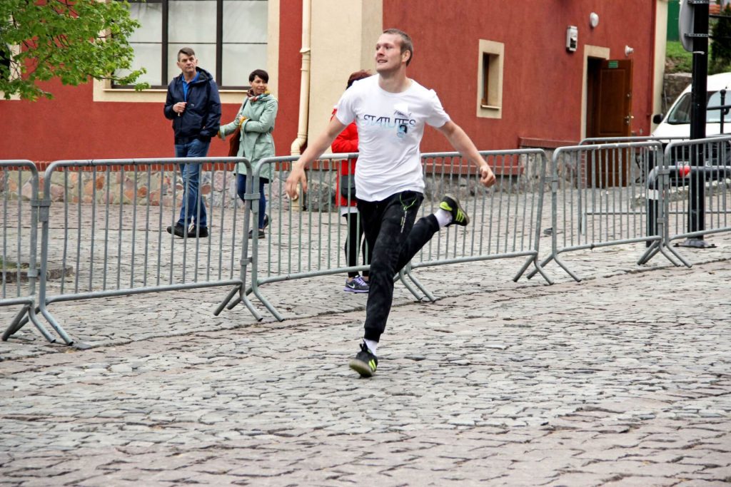 Uczestnk podczas biegu