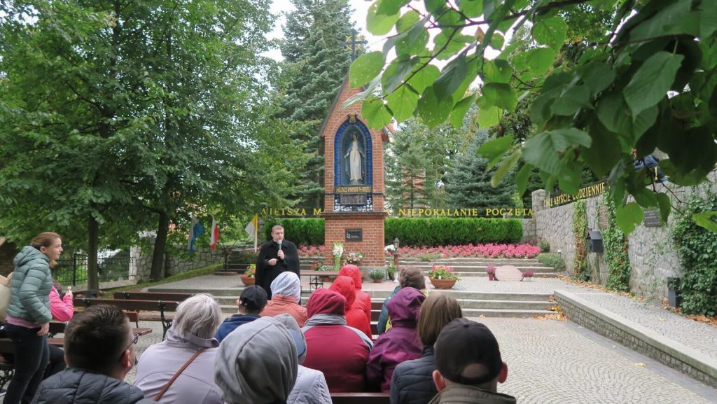 Spotkanie z księdzem w Sanktuarium Najświętszej Matki Bożej Getrzwałdzkiej