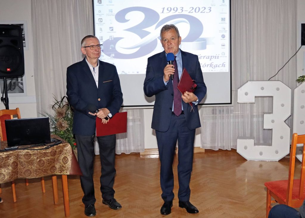 Kazimierz Gorlewicz i Bogdan Muchowski na konferencji